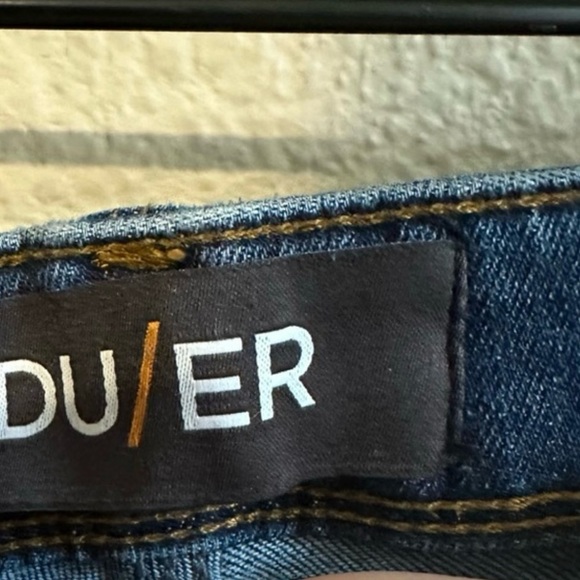 Duer Men’s L2X Relaxed Taper Denim Jeans - Picture 3 of 4